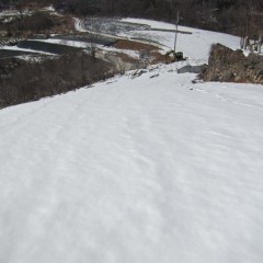 日当たりの良いジャーマン畑もまだ雪に覆われています