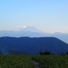 作業終了時に富士山頂に傘雲が掛かっていたので明日は雨かな？