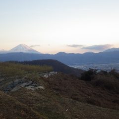 今日も夕日が傾くまで作業が続いています