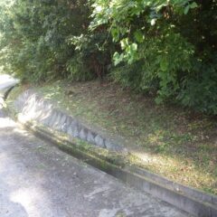 農道脇の草刈り作業終了