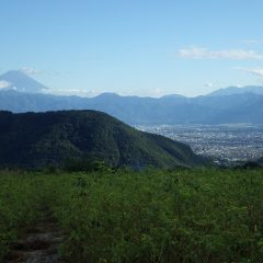 作業が終わると雲が切れて富士山が姿を見せてくれました