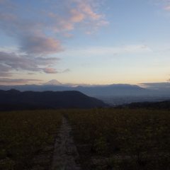 夕陽に照らされた富士山に見送られて帰りました